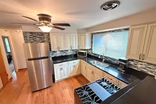 3650 W 81st Pl, Chicago, IL 60652 - Photo 4