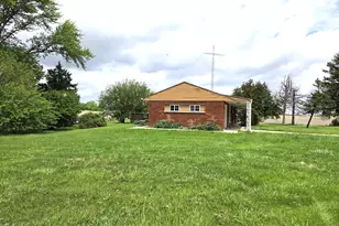 2335 N 30th Rd, Marseilles, IL 61341 - Photo 4