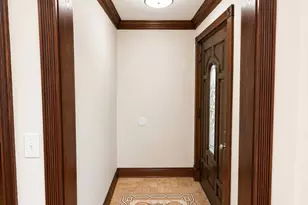 4552 S California Ave, Chicago, IL 60632 - Photo 8