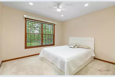 2872 Whispering Oaks Court, Buffalo Grove, IL 60089 - Photo 24