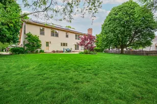 2872 Whispering Oaks Ct, Buffalo Grove, IL 60089 - Photo 30