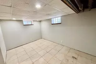 910 N State St, Belvidere, IL 61008 - Photo 34