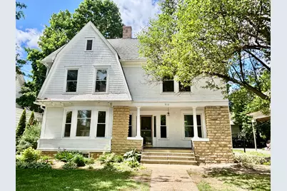 910 N State Street, Belvidere, IL 61008 - Photo 1