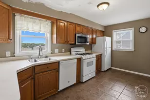 1375 Inglesh Ave, Kankakee, IL 60901 - Photo 6