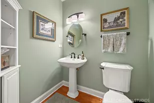 1028 Crestwood Cir, Saint Charles, IL 60175 - Photo 16