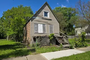 5730 S Hoyne Ave, Chicago, IL 60636 - Photo 1