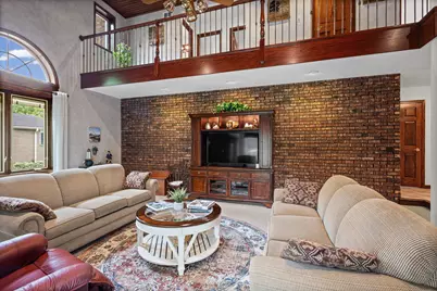 1227 S Highland Avenue, Arlington Heights, IL 60005 - Photo 8