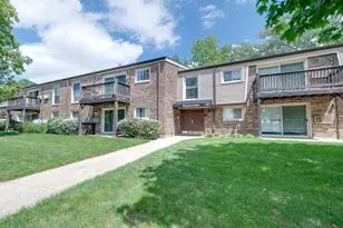 337 N Carter St, Palatine, IL 60067 - Photo 1