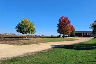 8770 Lettow Rd, Kingston, IL 60145 - Photo 24
