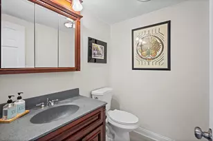 219 W Appletree Ln, Arlington Heights, IL 60004 - Photo 6