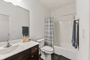 833 Americana Ave, Pingree Grove, IL 60140 - Photo 12