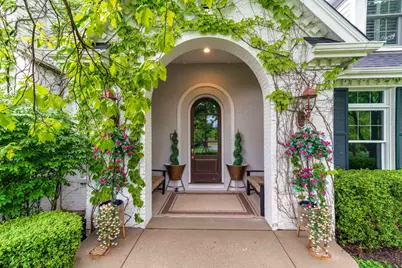 30 N Western Avenue, Lake Forest, IL 60045 - Photo 2