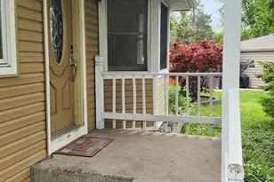 20831 N Maple Ct, Deerfield, IL 60015 - Photo 2