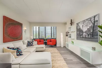 637 E Woodland Park Avenue #402, Chicago, IL 60616 - Photo 6