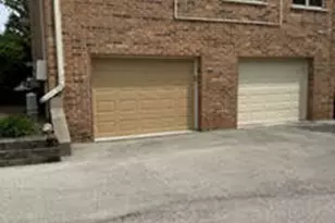 9168 Del Prado Dr, Palos Hills, IL 60465 - Photo 16