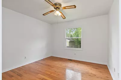 4905 Prairie Avenue, McHenry, IL 60050 - Photo 10