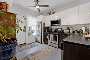 3226 W Potomac Ave, Chicago, IL 60651 - Photo 4