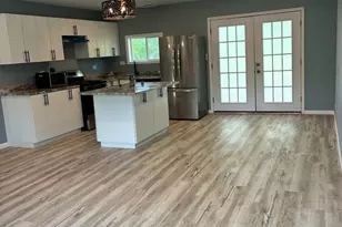3541 177th St, Country Club Hills, IL 60478 - Photo 6