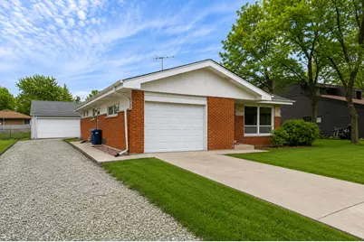 7719 Gail Avenue, Darien, IL 60561 - Photo 2