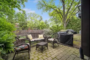 1617 Winnetka Rd, Glenview, IL 60025 - Photo 22