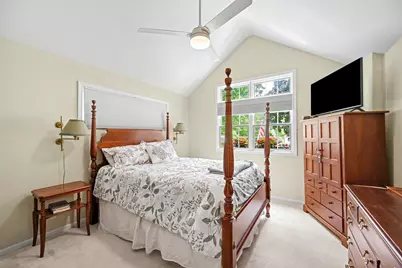 184 N Kenilworth Avenue, Glen Ellyn, IL 60137 - Photo 20