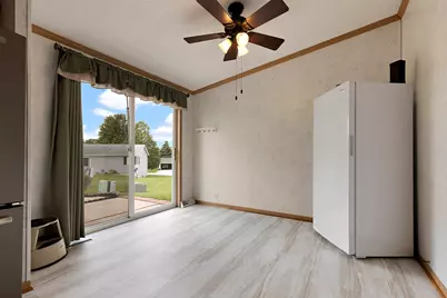 5715 Cypress Lane, Machesney Park, IL 61115 - Photo 10