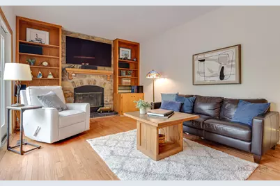 590 Hapsfield Lane, Buffalo Grove, IL 60089 - Photo 14