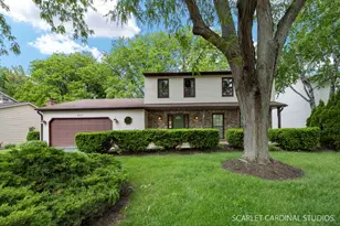 907 Secretariat Dr, Naperville, IL 60540 - Photo 1