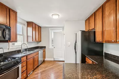 8646 Harms Road, Skokie, IL 60077 - Photo 6