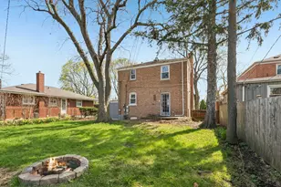 8646 Harms Rd, Skokie, IL 60077 - Photo 20