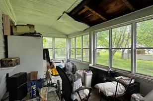 927 S Vermillion St, Streator, IL 61364 - Photo 10