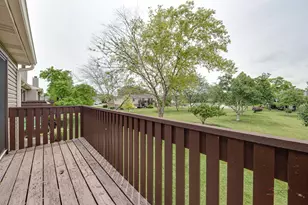676 Cumberland Trail, Roselle, IL 60172 - Photo 22