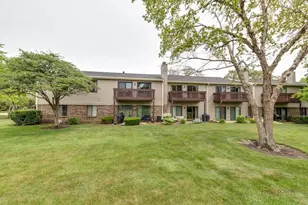 676 Cumberland Trail, Roselle, IL 60172 - Photo 24