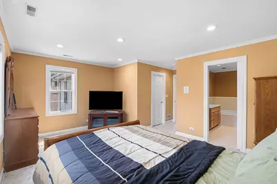 1316 Whitcomb Avenue, Des Plaines, IL 60018 - Photo 16
