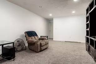 1107 Pine Valley Dr, Rockford, IL 61107 - Photo 30
