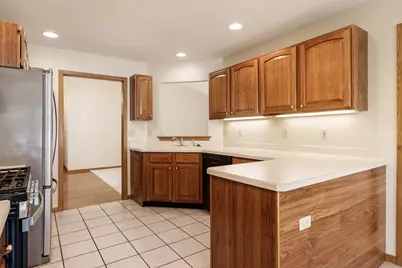 1350 Featherstone Road, Rockford, IL 61107 - Photo 16