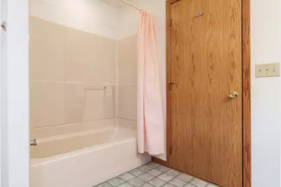 1350 Featherstone Road, Rockford, IL 61107 - Photo 38