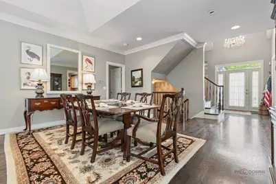 145 S Bradford Court, Lake Forest, IL 60045 - Photo 6