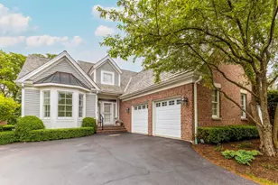 145 S Bradford Ct, Lake Forest, IL 60045 - Photo 1