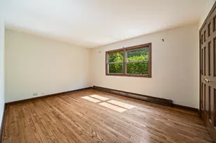 1702 E Northwest Hwy, Arlington Heights, IL 60004 - Photo 10