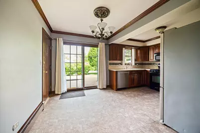 1702 E Northwest Highway #1B, Arlington Heights, IL 60004 - Photo 6