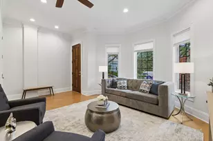 2447 W Winona St, Chicago, IL 60625 - Photo 4