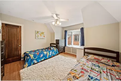 397 S Holly Avenue, Elmhurst, IL 60126 - Photo 16