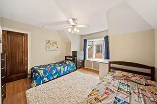 397 S Holly Ave, Elmhurst, IL 60126 - Photo 16
