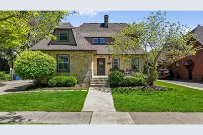 397 S Holly Avenue, Elmhurst, IL 60126 - Photo 2