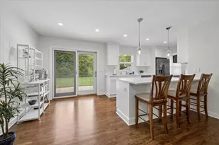 1742 E Tano Ln, Mount Prospect, IL 60056 - Photo 6