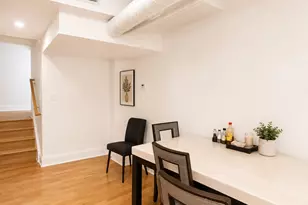 681 1/2 W Wrightwood Ave, Chicago, IL 60614 - Photo 4