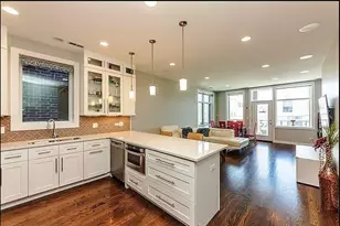 2442 N Clybourn Ave, Chicago, IL 60614 - Photo 4