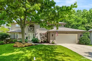 2124 University Dr, Naperville, IL 60565 - Photo 1