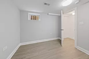 1638 N Hamlin Ave, Chicago, IL 60647 - Photo 32